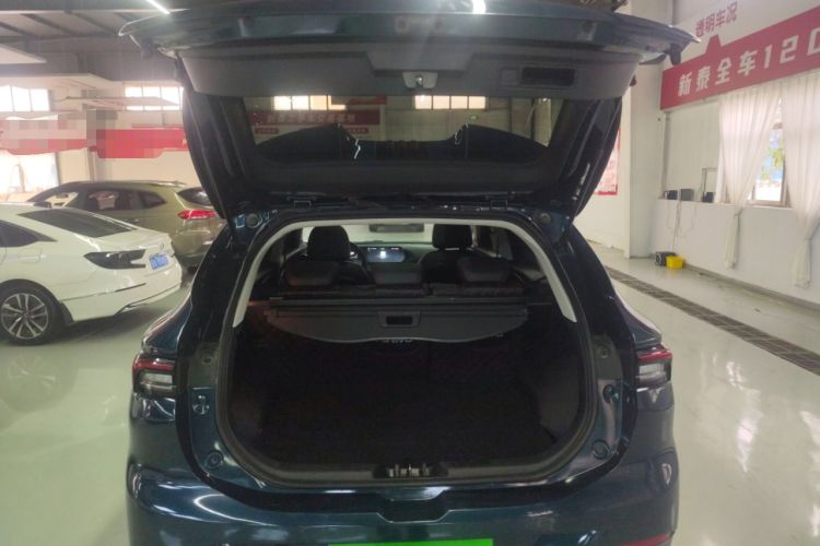 Used FORTHING T5 EVO 2021 1.5TD DCT Diamond Edition Trunk