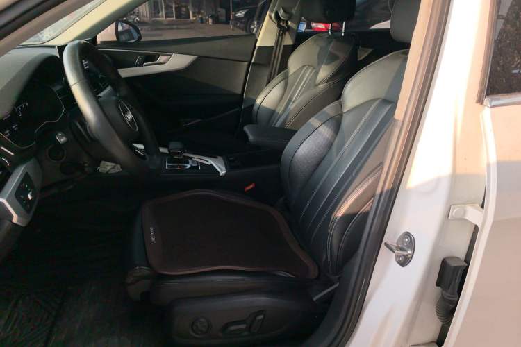 Used Audi A4L 2022 40 TFSI Fashion Dynamic Model