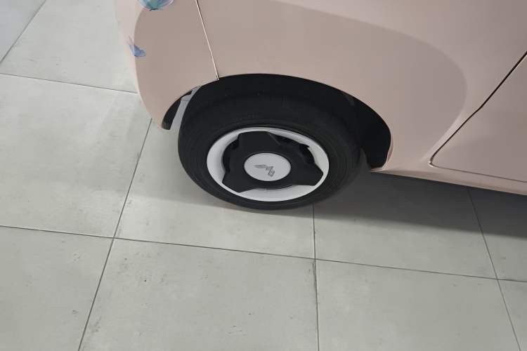 Used Wuling Hongguang MINIEV 2022 Macaron Fashion Model Lithium Iron Phosphate