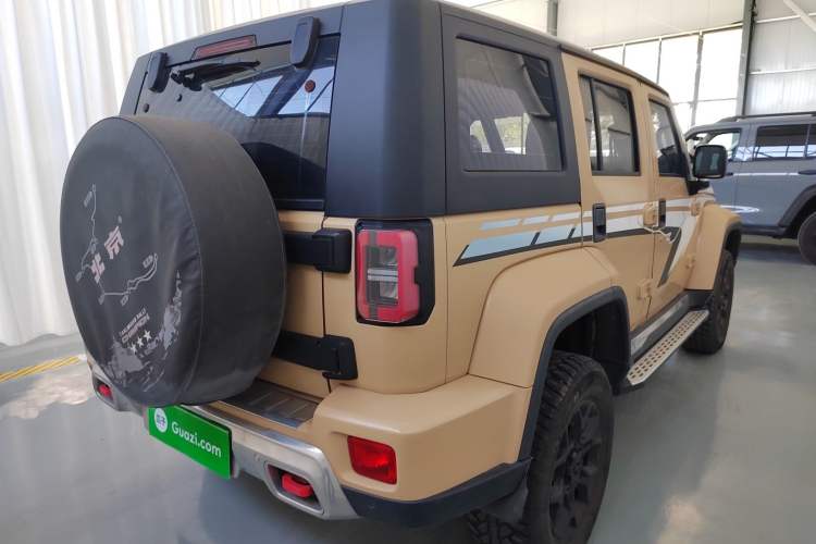 Used BAIC Off-Road BJ40 2019 2.3T Automatic Four-Wheel Drive Ring the Tower Champion Edition China VI
