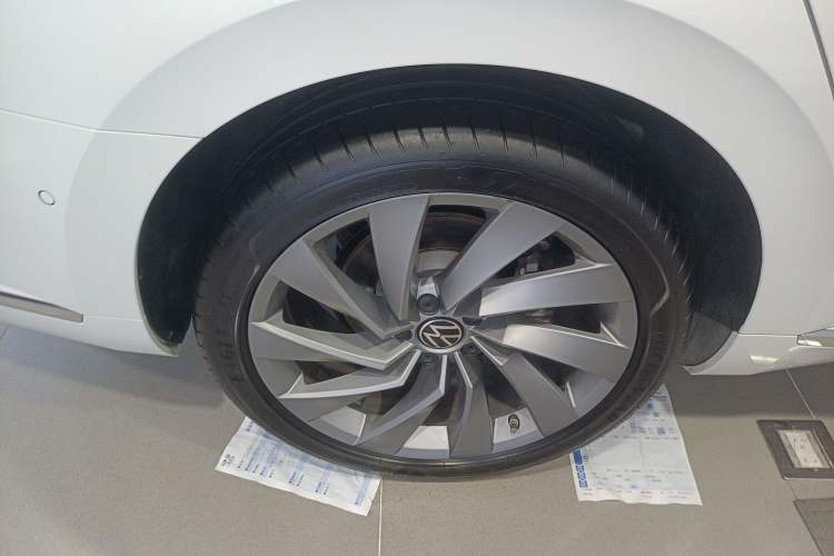 Used Volkswagen FAW-Volkswagen CC 2024 380TSI Striking Edition
