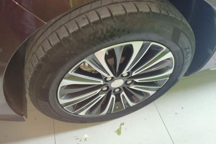 Used Buick GL8 2023 ES Lu Zun Luxury Edition and Yue Version Exterior 4