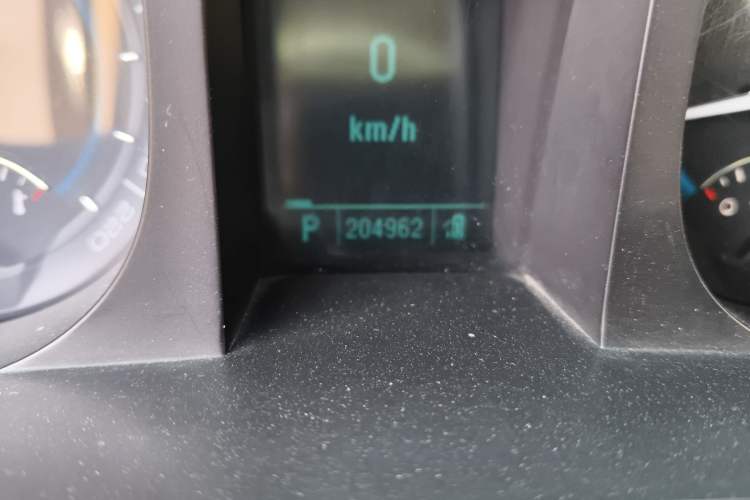 Used Buick GL8 2011 2.4L CT Luxury Business Comfort Edition
