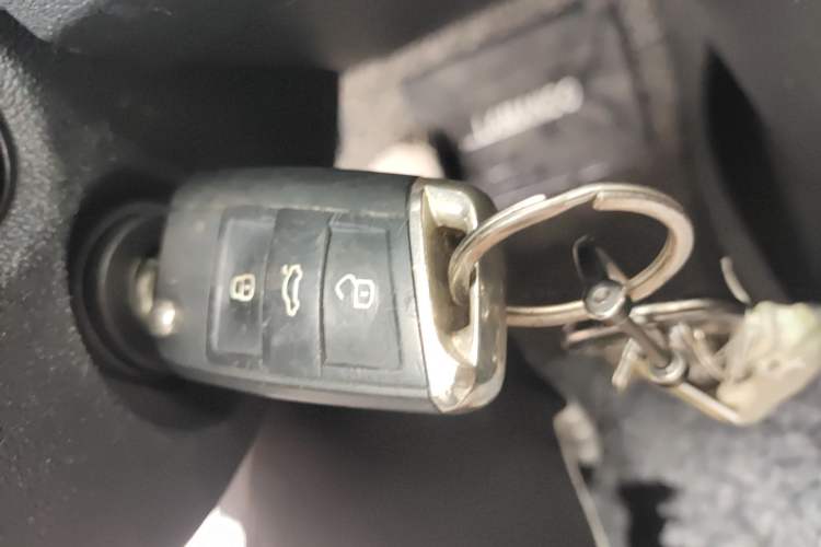 Used Volkswagen Lamando 2017 280TSI DSG Comfort Edition
