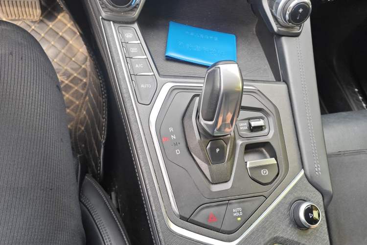 Used Lynk & Co 01 2021 2.0TD Two-Wheel-Drive Pro Trim