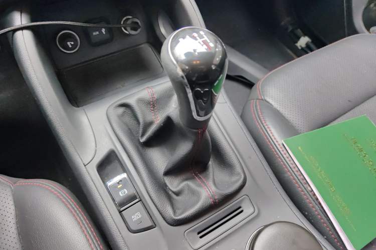 Used Changan CS75 2016 1.5T Manual FENGSHANG Model