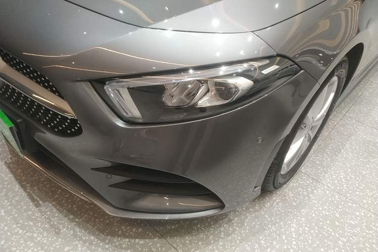 Used Mercedes-Benz A-Class 2021 A 200 L Sport Sedan Fashion Model
