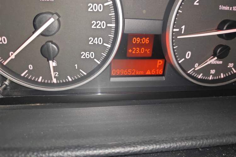 Used BMW 3 Series 2011 318i Leading Model