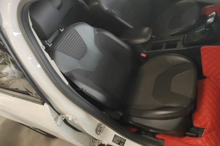 Used Ford Focus 2017 Hatchback 1.6L Automatic Fashion Edition Smart Drive Version Right Front Seat