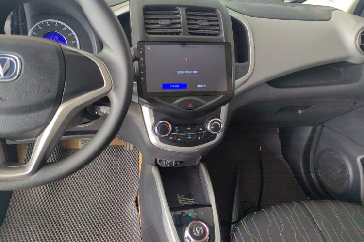 Used CHANGAN Benni E-Star 2021 National Edition Xin Yue Version Lithium Iron Phosphate (31.18 kWh) Audio And AC Panel