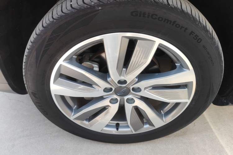 Used Geely Auto Haoyue 2022 1.8TD DCT Luxury 7-Seater Exterior 4