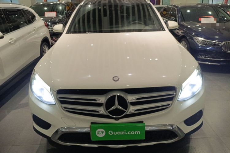 Used Mercedes-Benz GLC 2016 GLC 300 4MATIC Dynamic Model
