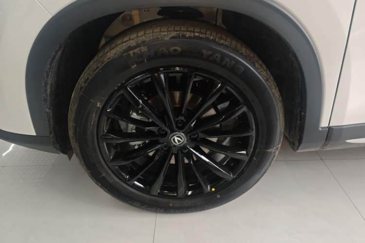 Used CHANGAN CS75 2026 Model PRO 1.5T DCT Prestige 7-Seater Exterior 4