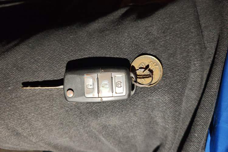 Used FORTHING Joyear X5 2013 1.6L Manual Luxury Model China IV Standard