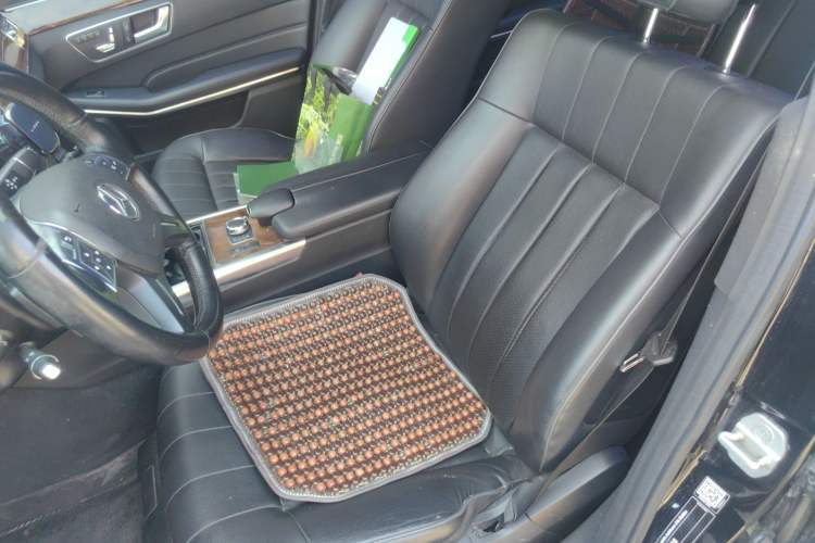 Used Mercedes-Benz E-Class 2015 Facelift E 200 L
