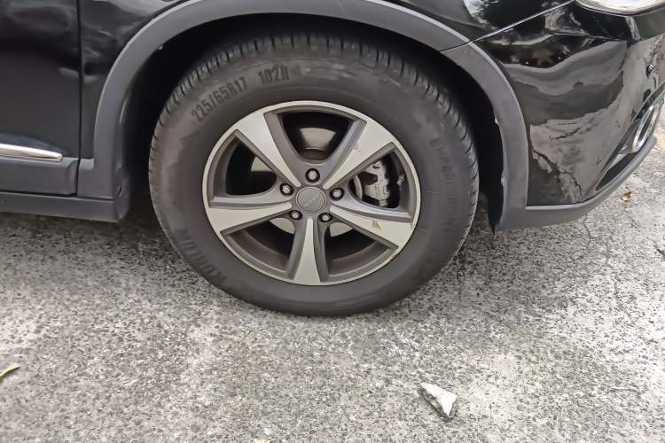 Used Haval H6 2014 Sport Edition 2.0T Diesel Manual Two-Wheel-Drive Elite Model