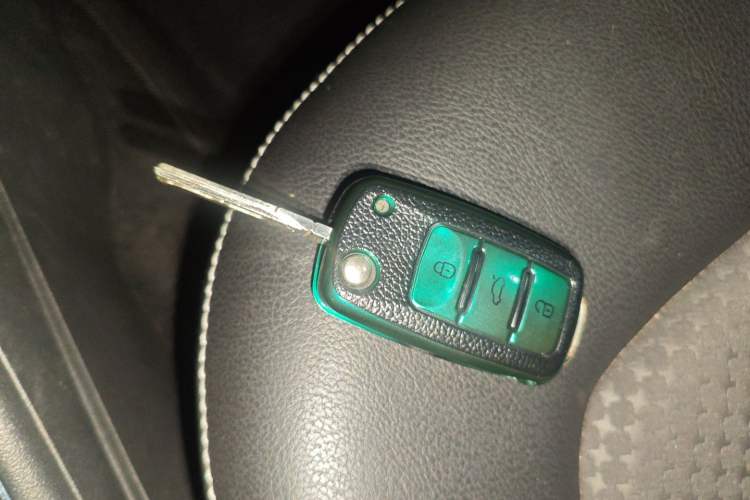 Used Volkswagen Santana 2015 HaoNa 230TSI DSG Comfort Model