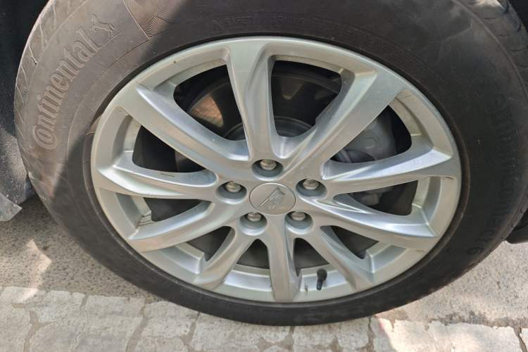 Used Cadillac XT4 2020 28T Two-Wheel Drive Tech Version