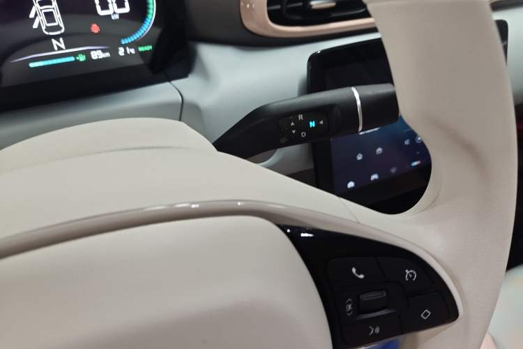 Used Leapmotor T03 2025 310 Comfort Edition Gear Lever