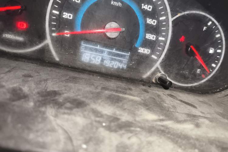 Used Wuling Rongguang V 2015 1.2L Base Version