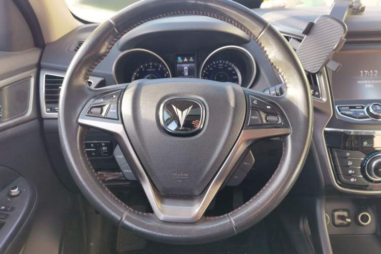 Used Changan CS75 2014 1.8T Automatic Elite Version China V Standard
