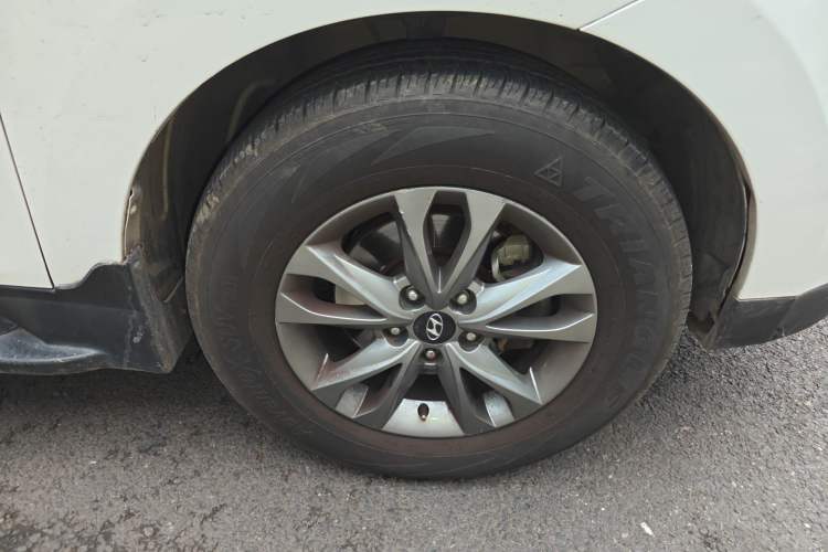 Used Hyundai ix35 2013 2.0L Manual 2WD Comfort GL China IV Standard Right Front Wheel Hub