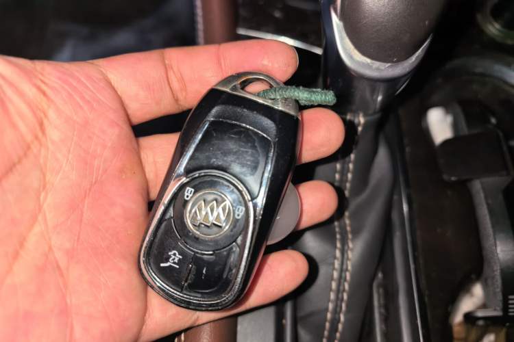 Used Buick Envision 2017 28T Four-Wheel Drive Elite Model