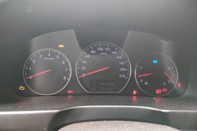 Used Hyundai Santa Fe Classic 2010 2.4 Ultimate Edition 7-Seater Four-Wheel Drive