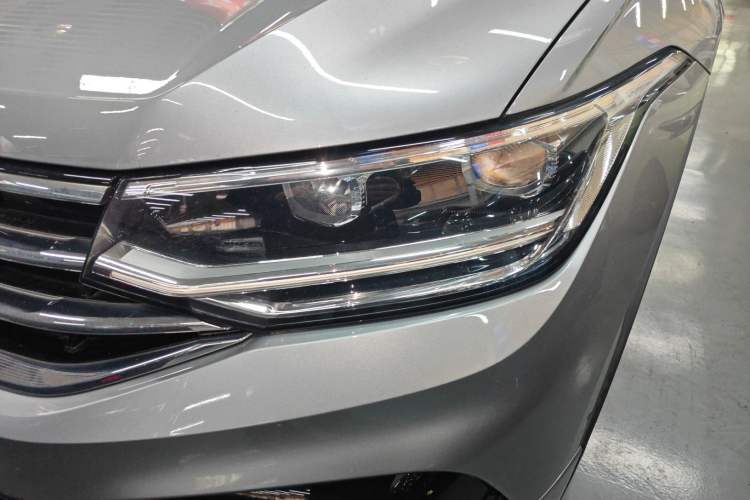 Used Volkswagen Tiguan X 2021 330TSI Two-Wheel-Drive Flagship Edition Left Front Headlight