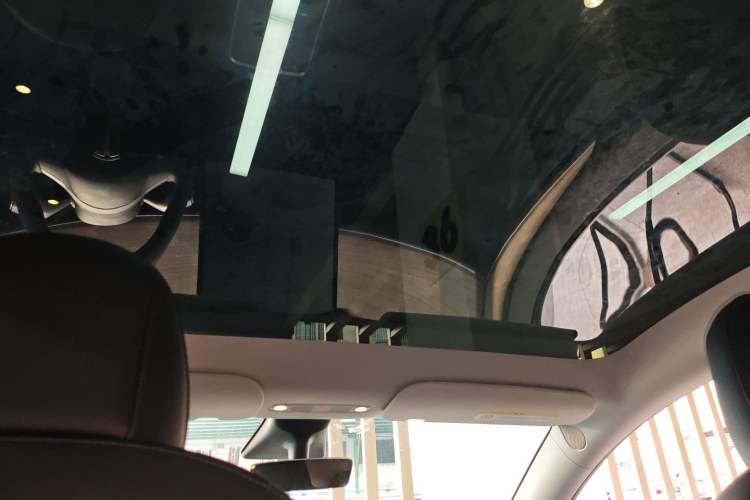 Used Tesla Model Y 2021 Long-Range All-Wheel-Drive Version 3D7