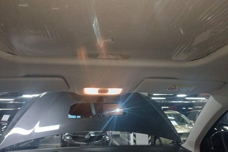 Used Jetta VS5 2022 280TSI Automatic High-Gloss Glory Edition
