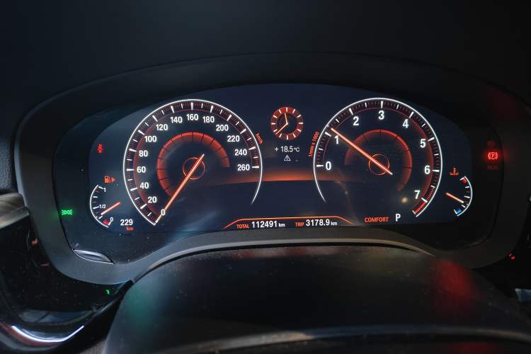 Used BMW 5 Series 2019 530Li Leading Model Luxury Package Instrument Cluster