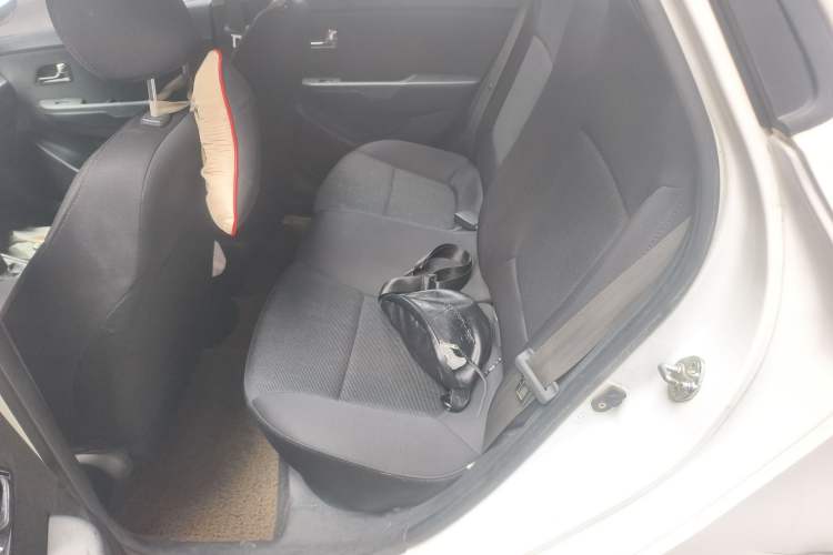 Used Kia K2 2011 Sedan 1.4L Manual Transmission GL
