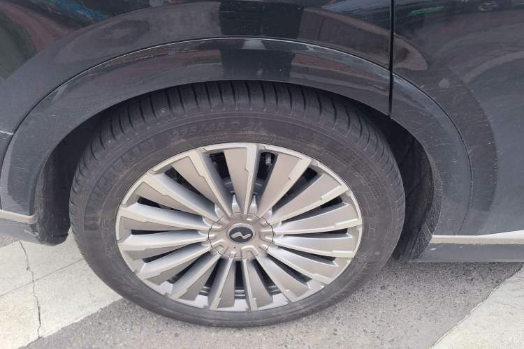 Used ONVO Luxeed L90 2025 Model—Max Six-Seater Version Right Rear Wheel Hub