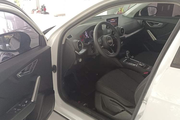 Used Audi Q2L 2020 35 TFSI Ambition Dynamic Edition
