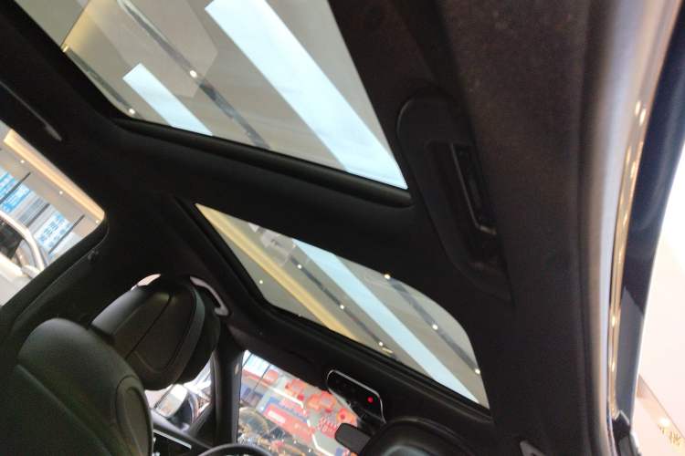 Used Mercedes-Benz C-Class 2024 Restyled C 260 L Sport Edition Headliner