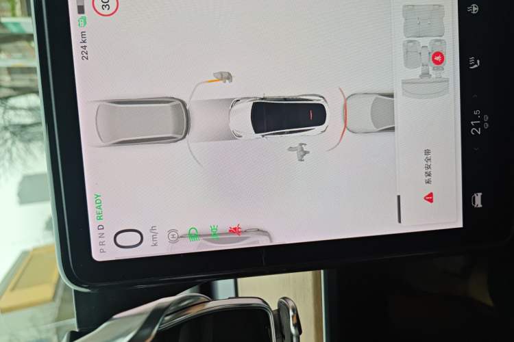 Used Tesla Model Y 2021 Long-Range All-Wheel-Drive Version
