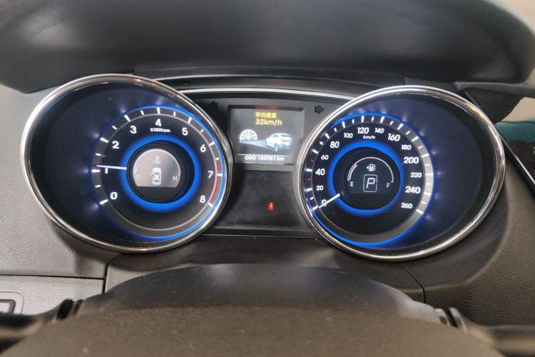 Used Hyundai Sonata 2015 Classic 2.0L Automatic Luxury Edition
