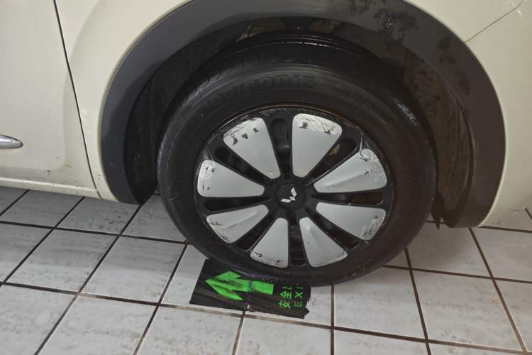 Used Wuling Bingo 2023 333 km Lingxi Connected+ Version
