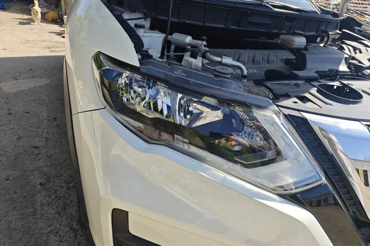Used Nissan X-Trail 2020 2.0L XL ITS CVT 2WD SmartConnect Comfort Edition Right Front Headlight