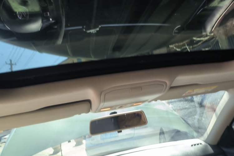 Used Volkswagen C-TREK 2017 1.6L Automatic Luxury Model Headliner