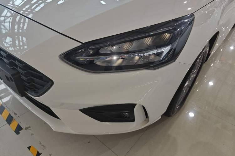 Used Ford Focus Active 2021 EcoBoost 180 Automatic Trendy Model