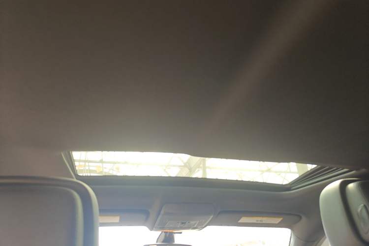 Used BMW X6 2011 xDrive35i Headliner