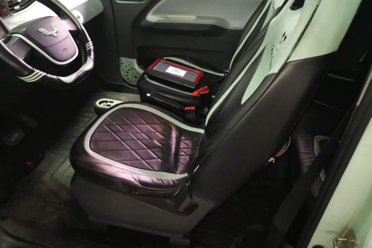 Used Wuling Hongguang MINIEV 2021 Macaron Premium Model – Lithium Iron Phosphate Left Front Seat