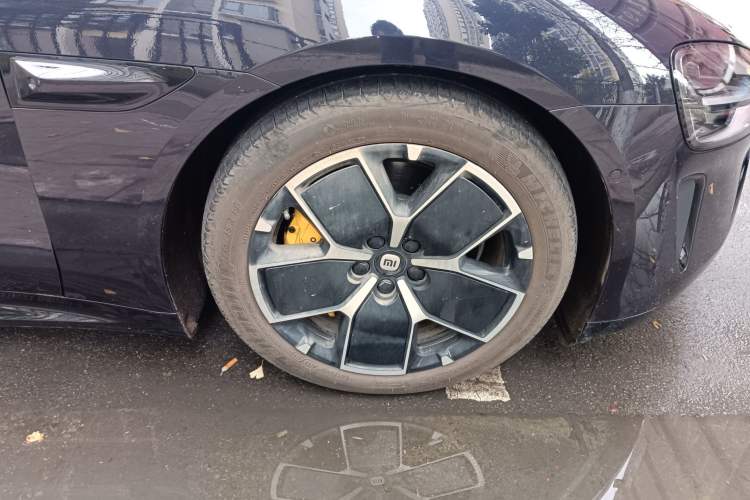 Used Xiaomi Auto SU7 2024 Four-Wheel Drive Ultra-Long Range Advanced Intelligent Driving Max Edition