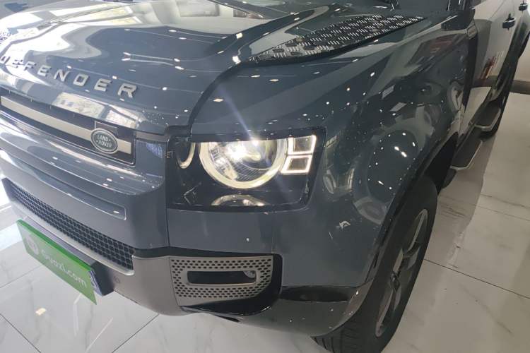 Used Land Rover Defender 2021 110 P400 X-DYNAMIC HSE
