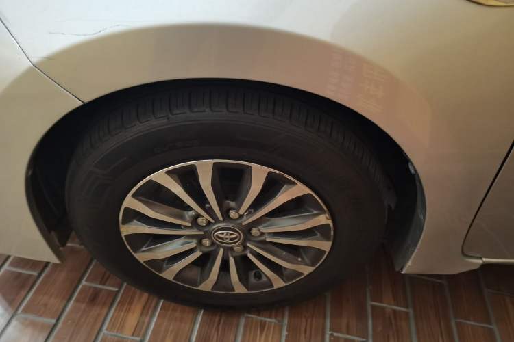 Used Toyota Corolla 2017 Revised Version 1.2T S-CVT GL-i Left Front Wheel Hub