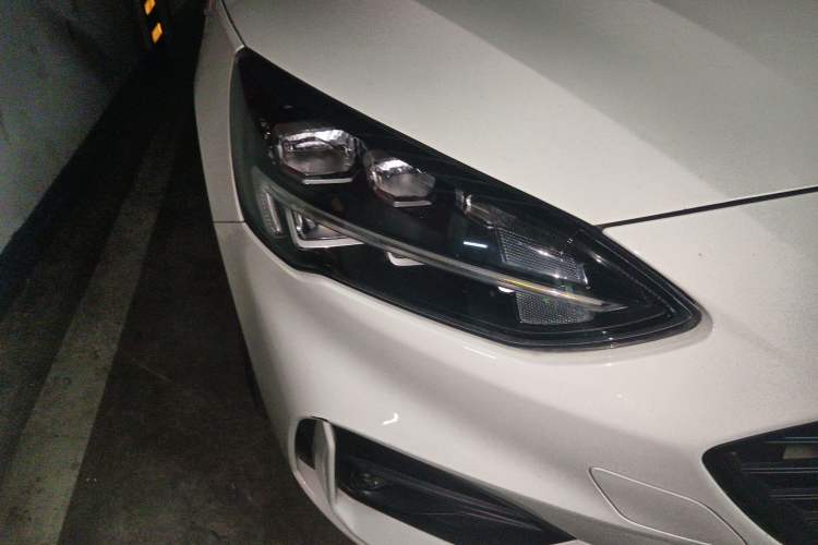 Used Ford Focus 2021 Sedan EcoBoost 180 Automatic ST Line