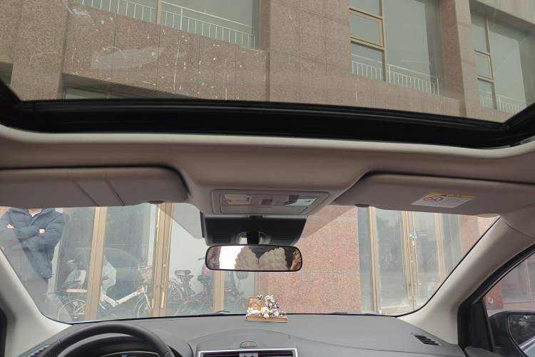 Used Nissan Tiida 2023 1.6L CVT Smart Drive Version Headliner