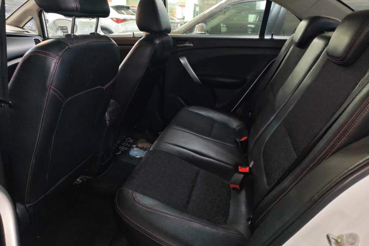 Used Cowin C3 2015 1.5L Manual Gold Diamond Edition